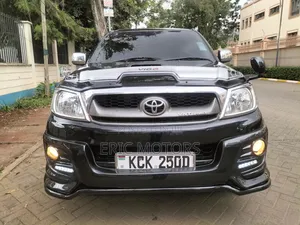 Toyota Hilux 2010 Matt Black