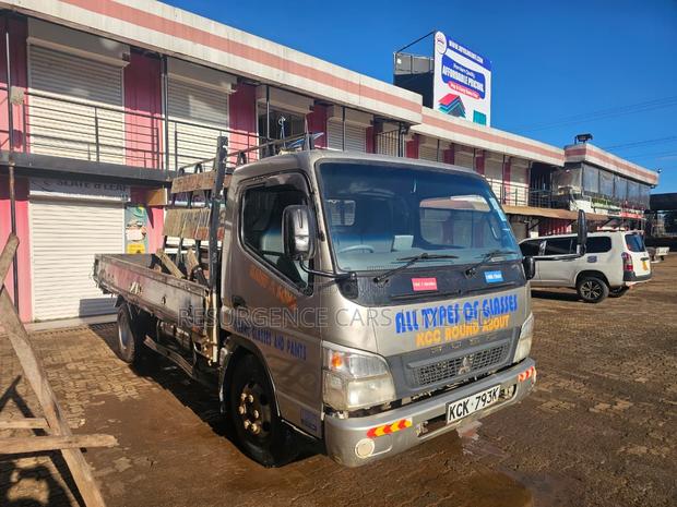 Mitsubishi Fuso Minitruck - thumbnail 7