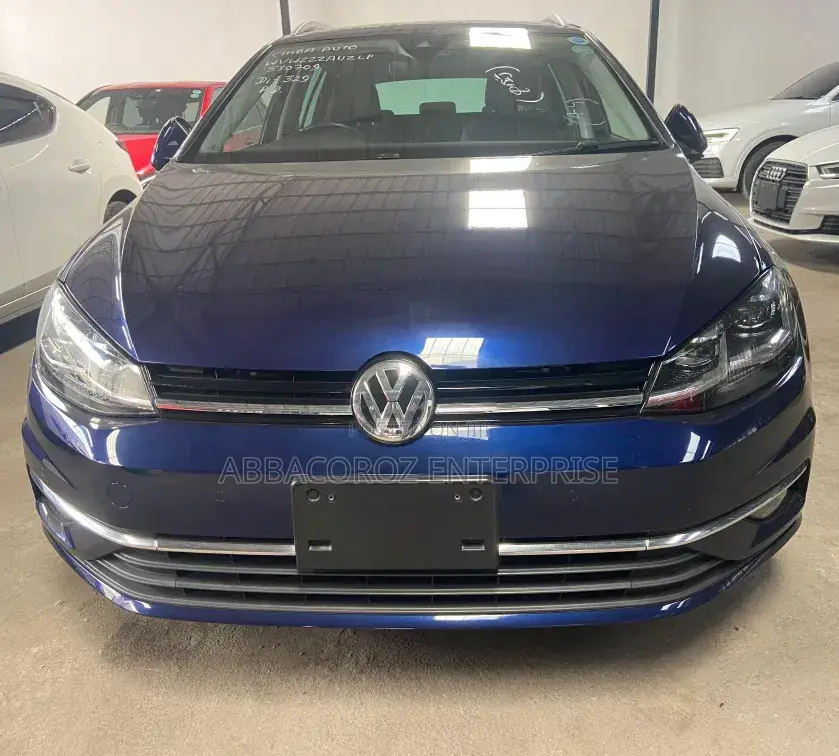 Volkswagen Golf 2018 Blue