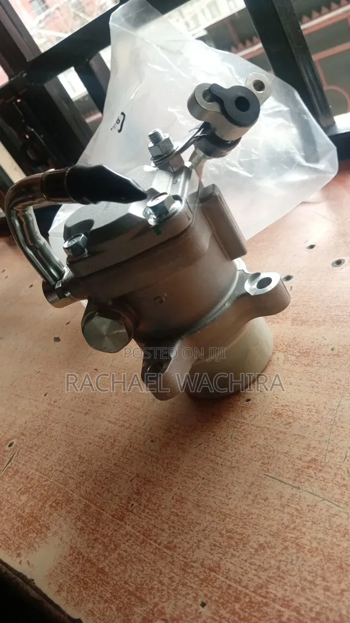 Power Steering Pump 4jk1