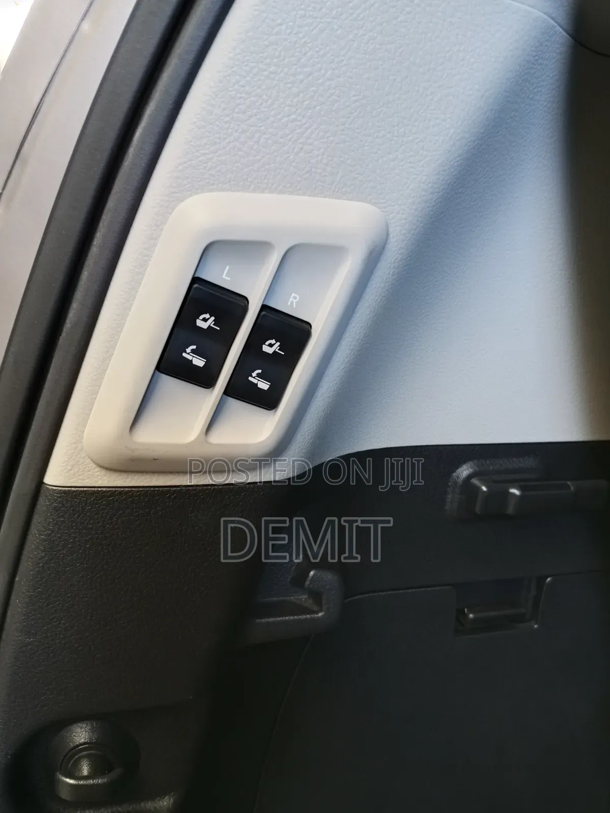 Toyota Land Cruiser Prado 2.8 2018 Gold
