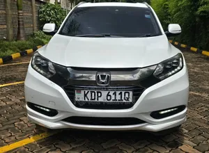 Honda Vezel 2017 White