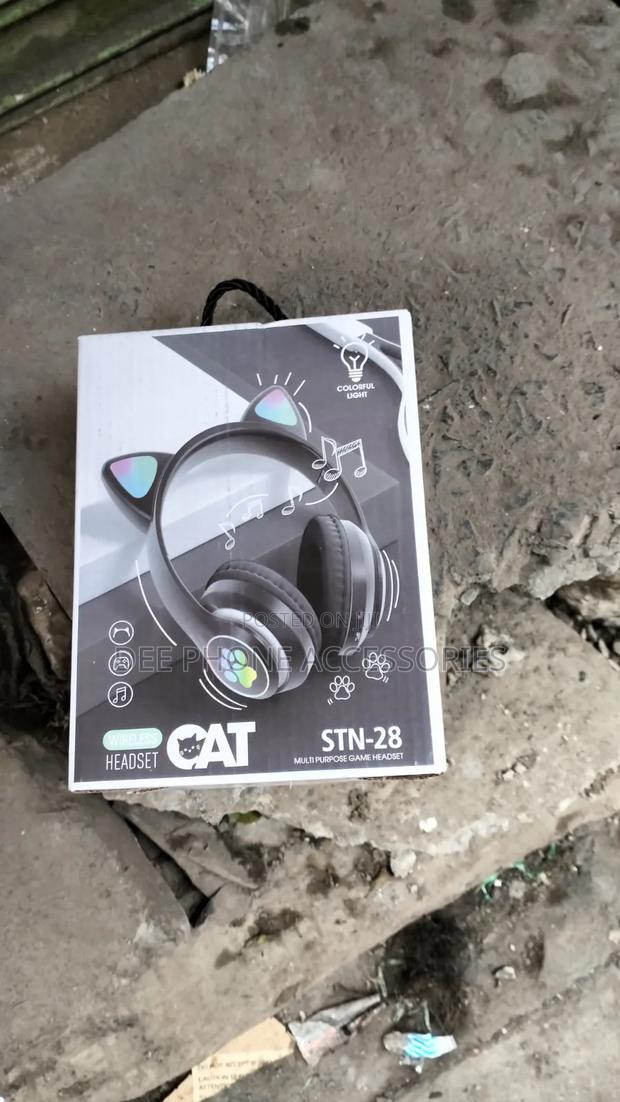 Fancy Kids Bluetooth Headphones - main view