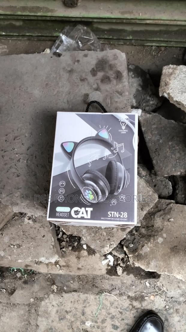 Fancy Kids Bluetooth Headphones - thumbnail 3