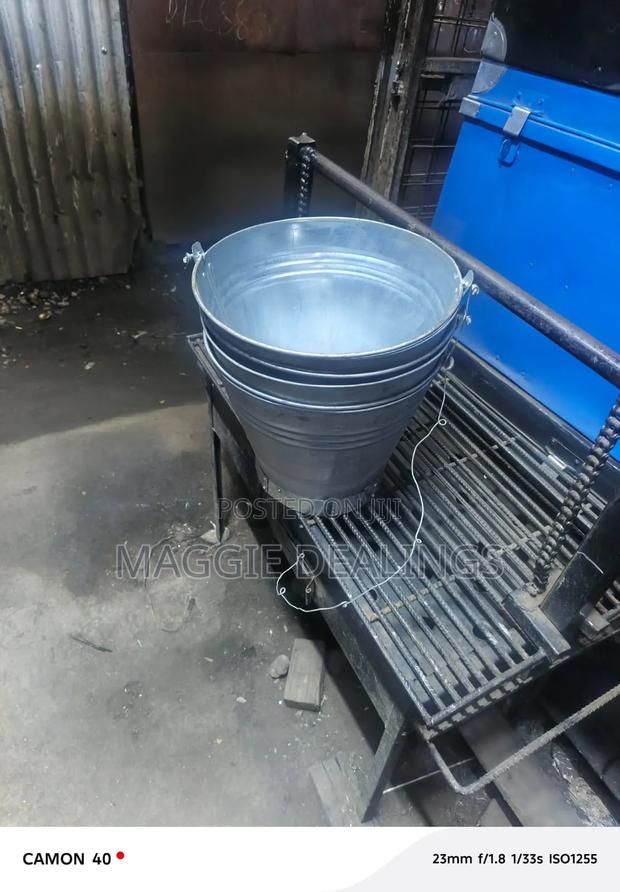 Metallic Buckets