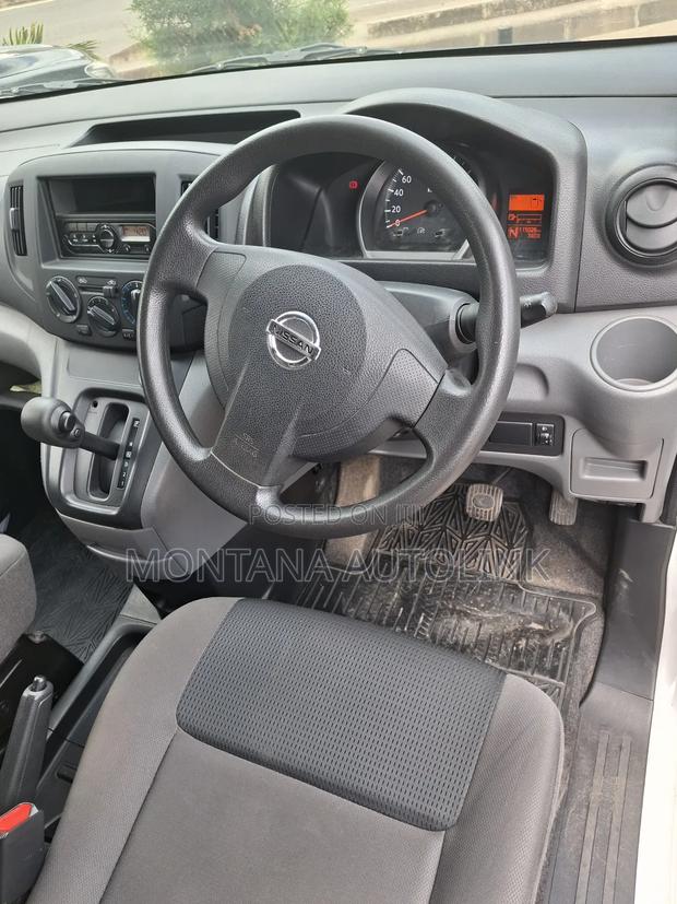 Nissan NV200 2018 White - thumbnail 7