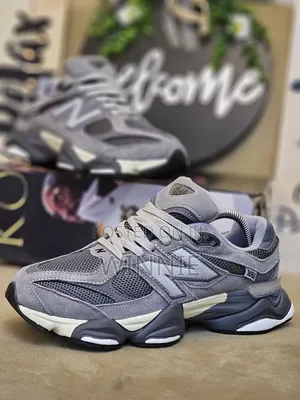 New Balance 9060