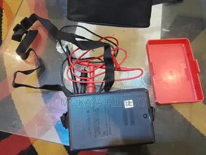 Uni-T Ut501a Insulation Resistance Tester.
