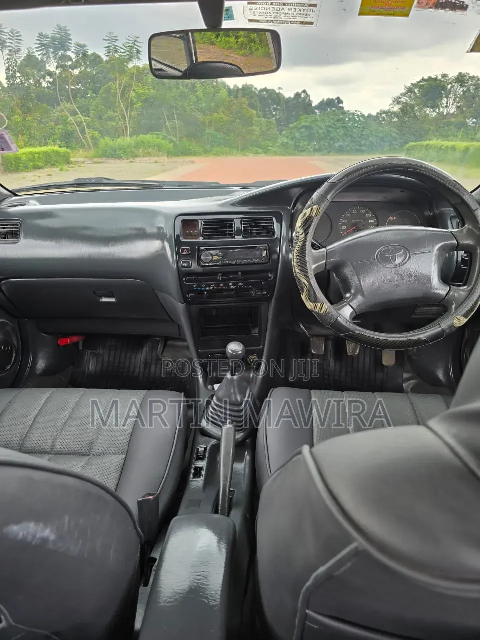 Toyota Corolla 2002 White