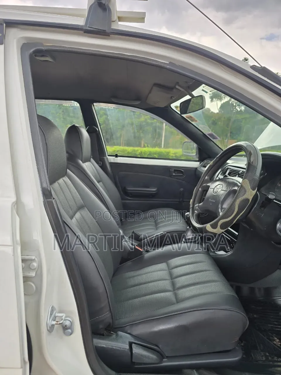 Toyota Corolla 2002 White