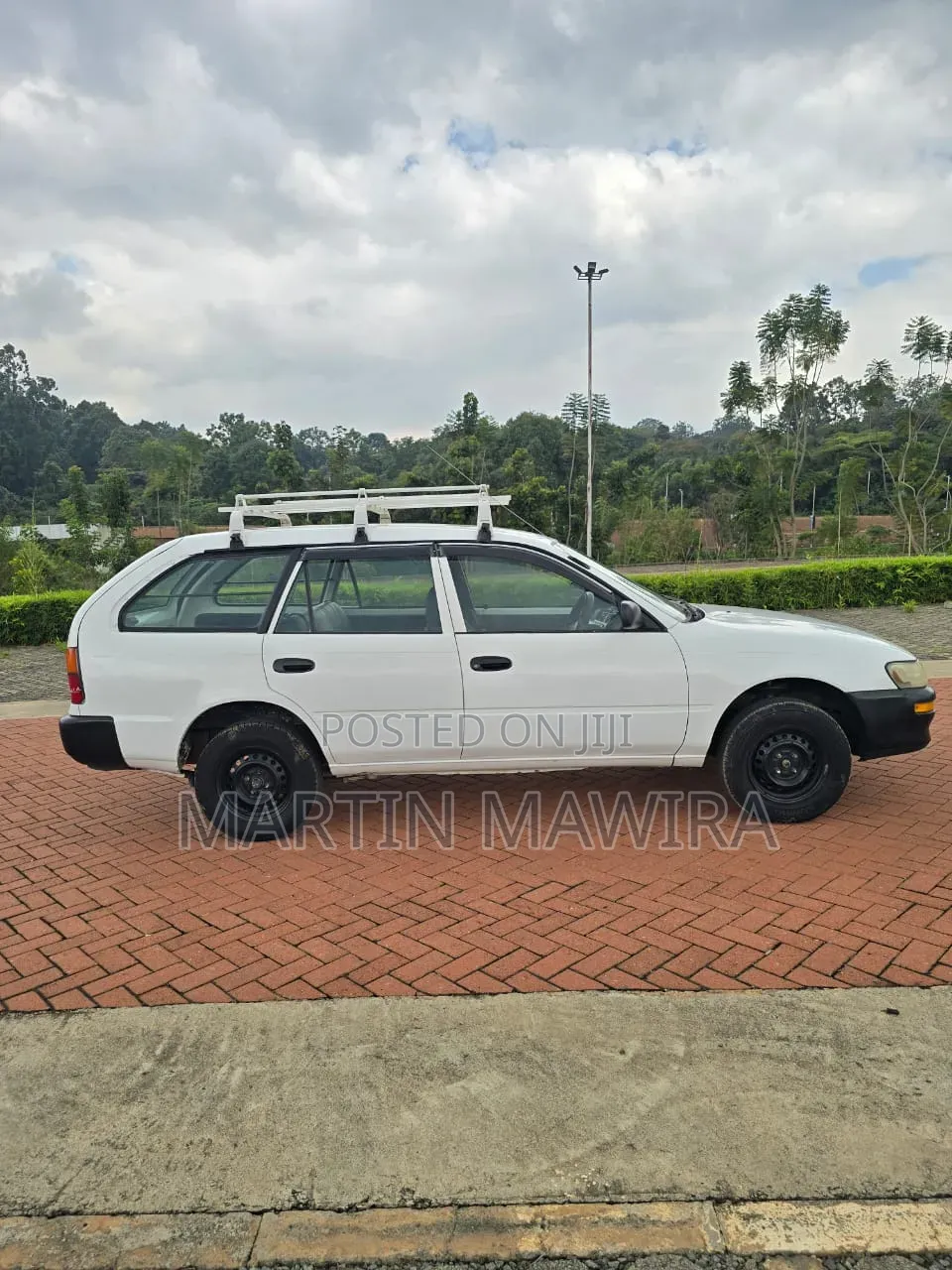 Toyota Corolla 2002 White