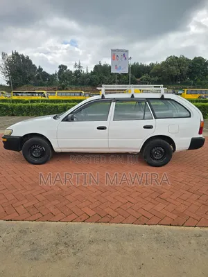Toyota Corolla 2002 White