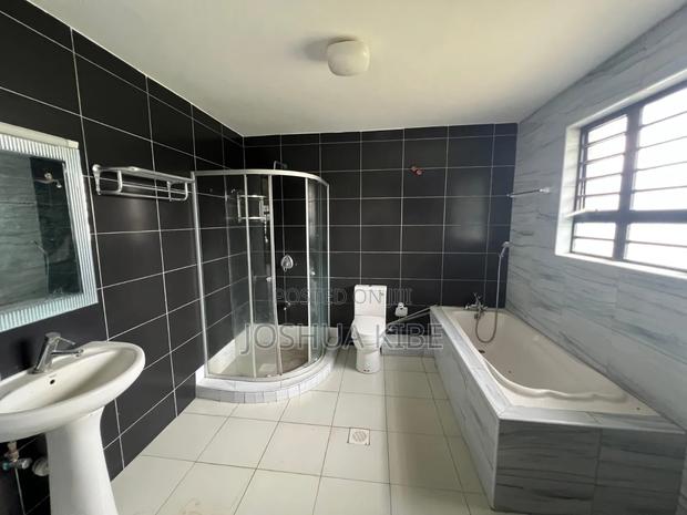 5bdrm Mansion in Membley Estate for rent - thumbnail 2