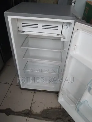 Von Hotpoint 1 Door Fridge.