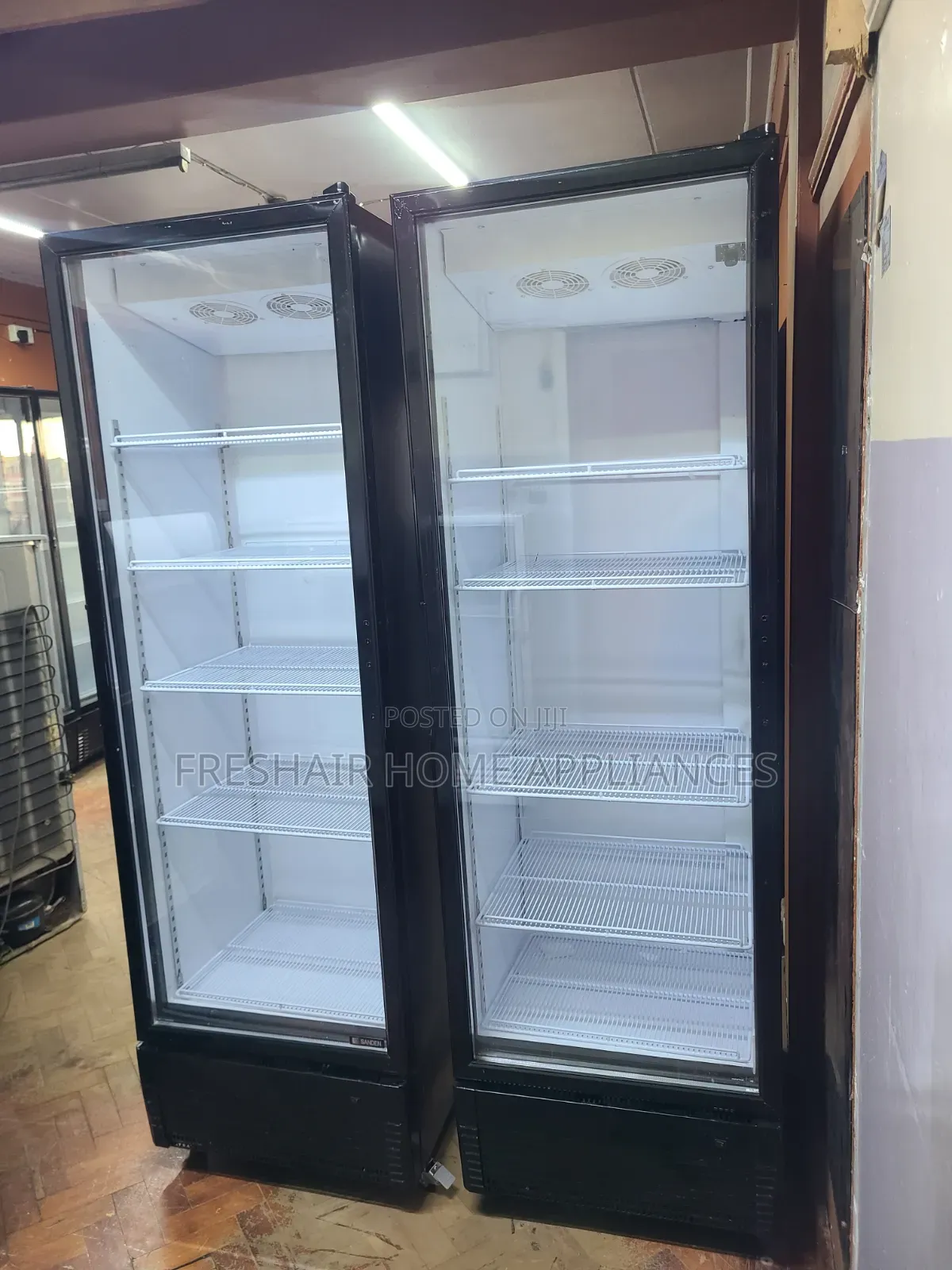 Commercial Display Fridge 600litres