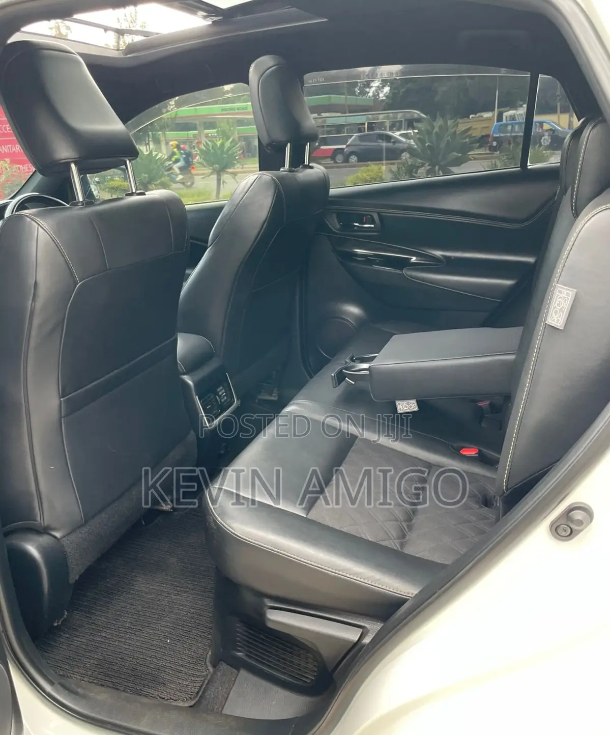 Toyota Harrier 2018