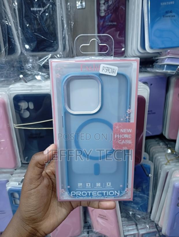 iPhone 15 Pro Max Translucent Light Blue Finish Case