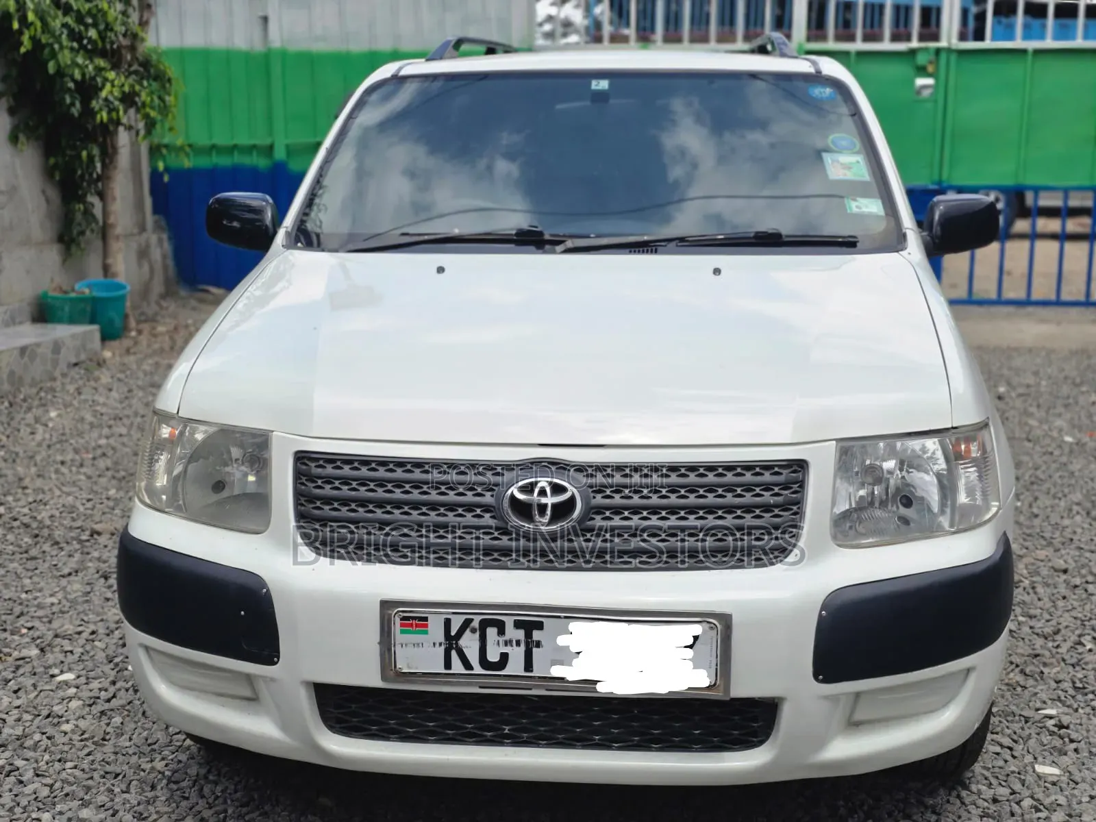 Toyota Succeed 2012 White