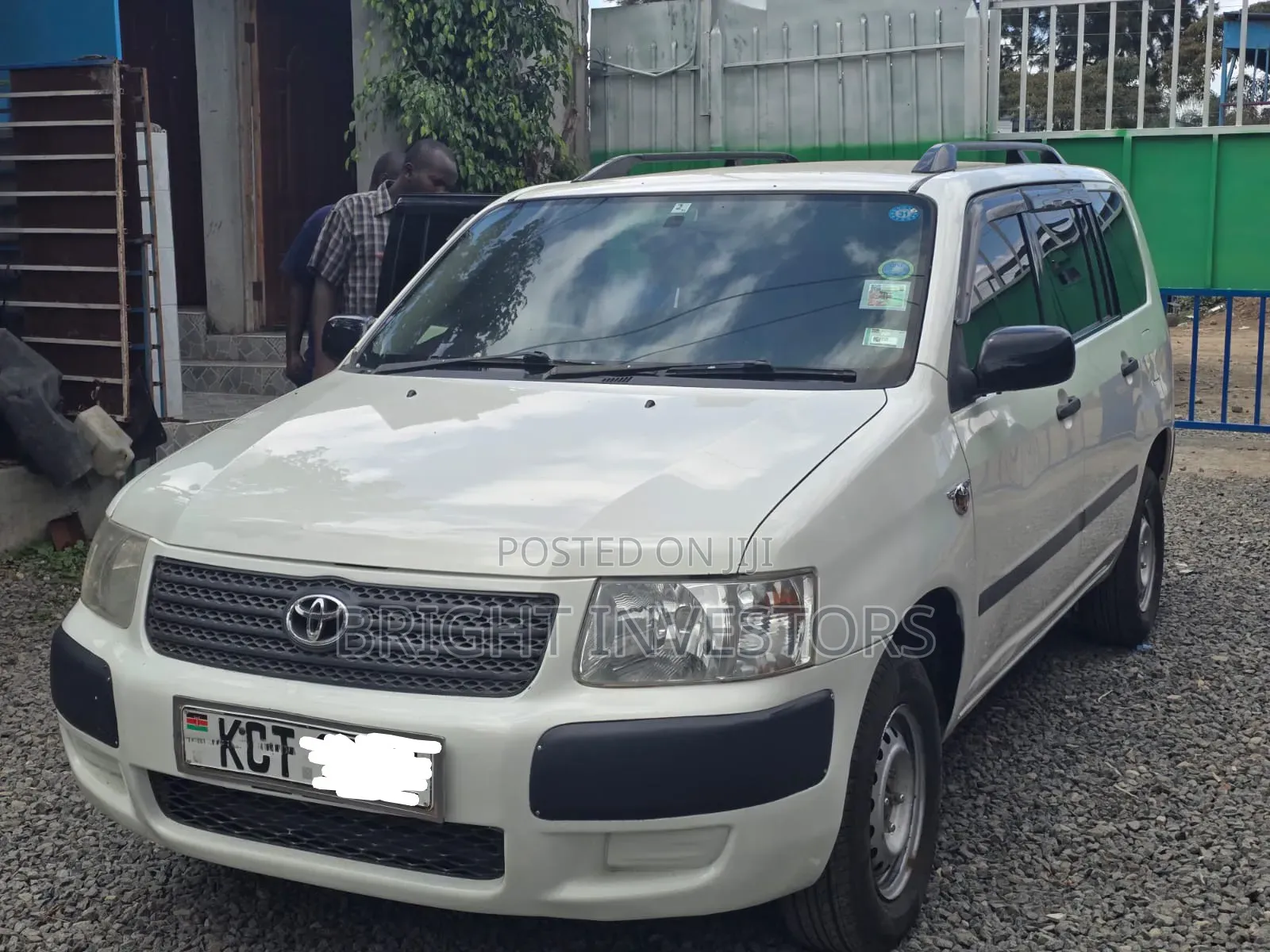 Toyota Succeed 2012 White