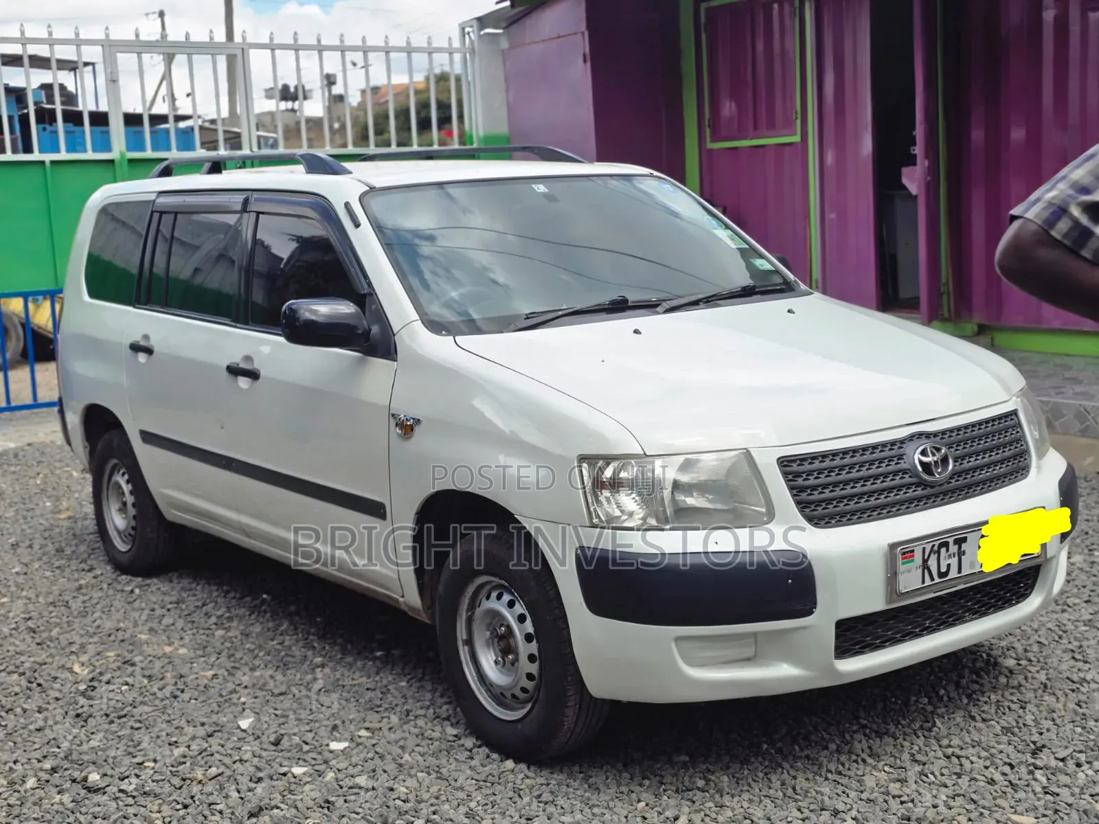 Toyota Succeed 2012 White