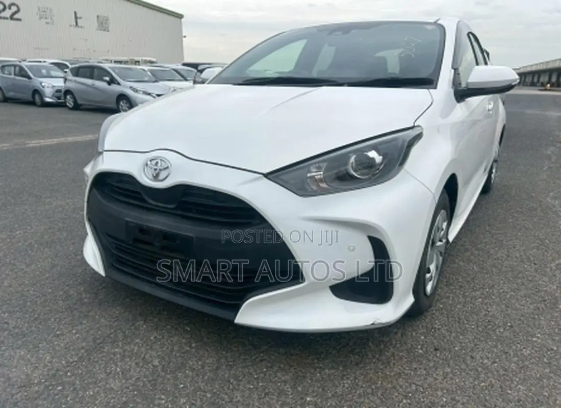 Toyota Yaris 2020 Pearl