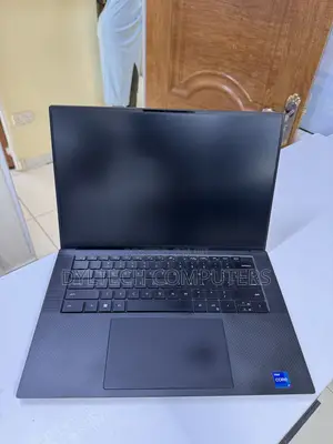 Laptop Dell Precision 5570 16GB Intel Core i7 SSD 512GB