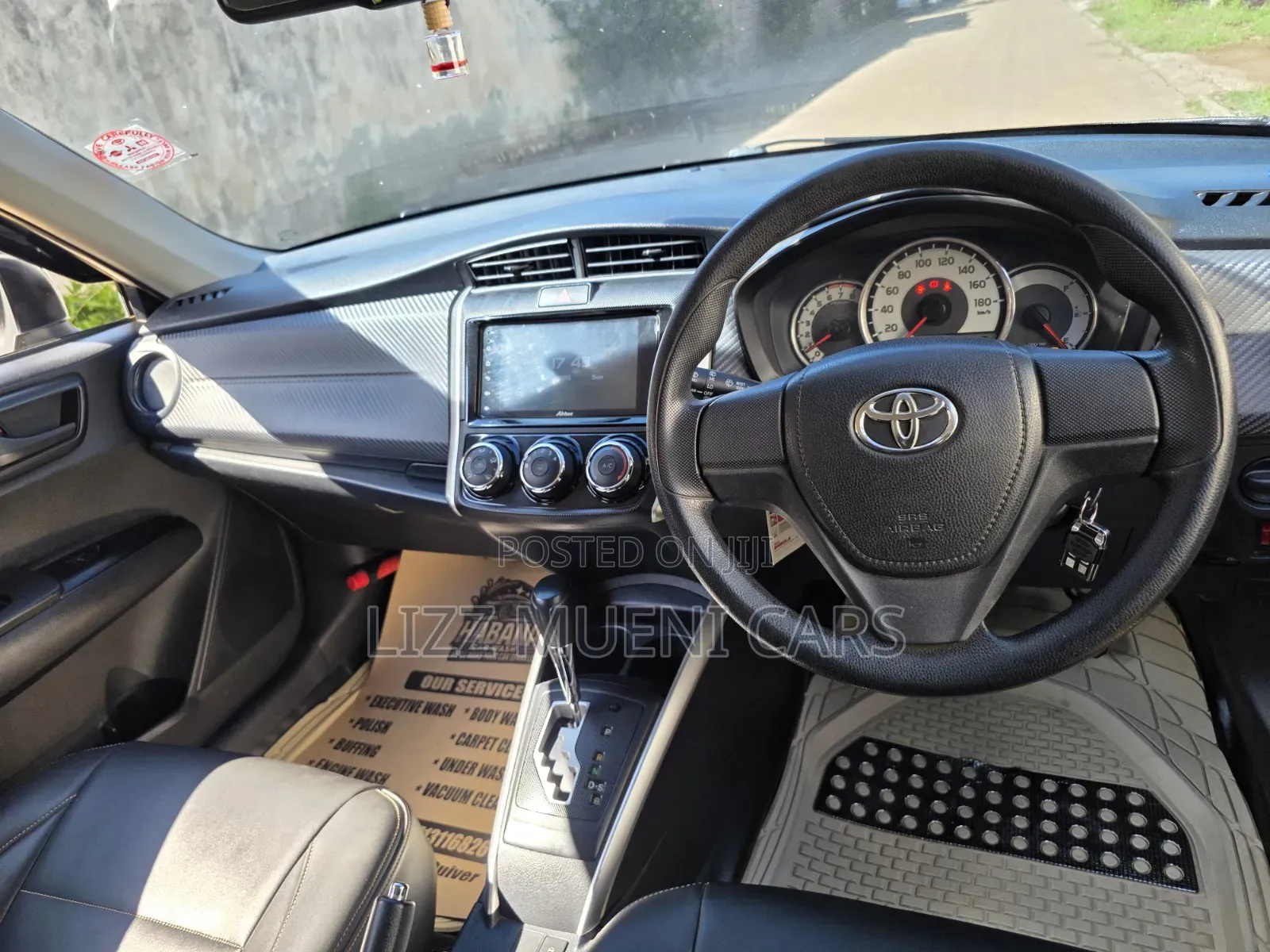 Toyota Corolla Fielder 2013 Silver
