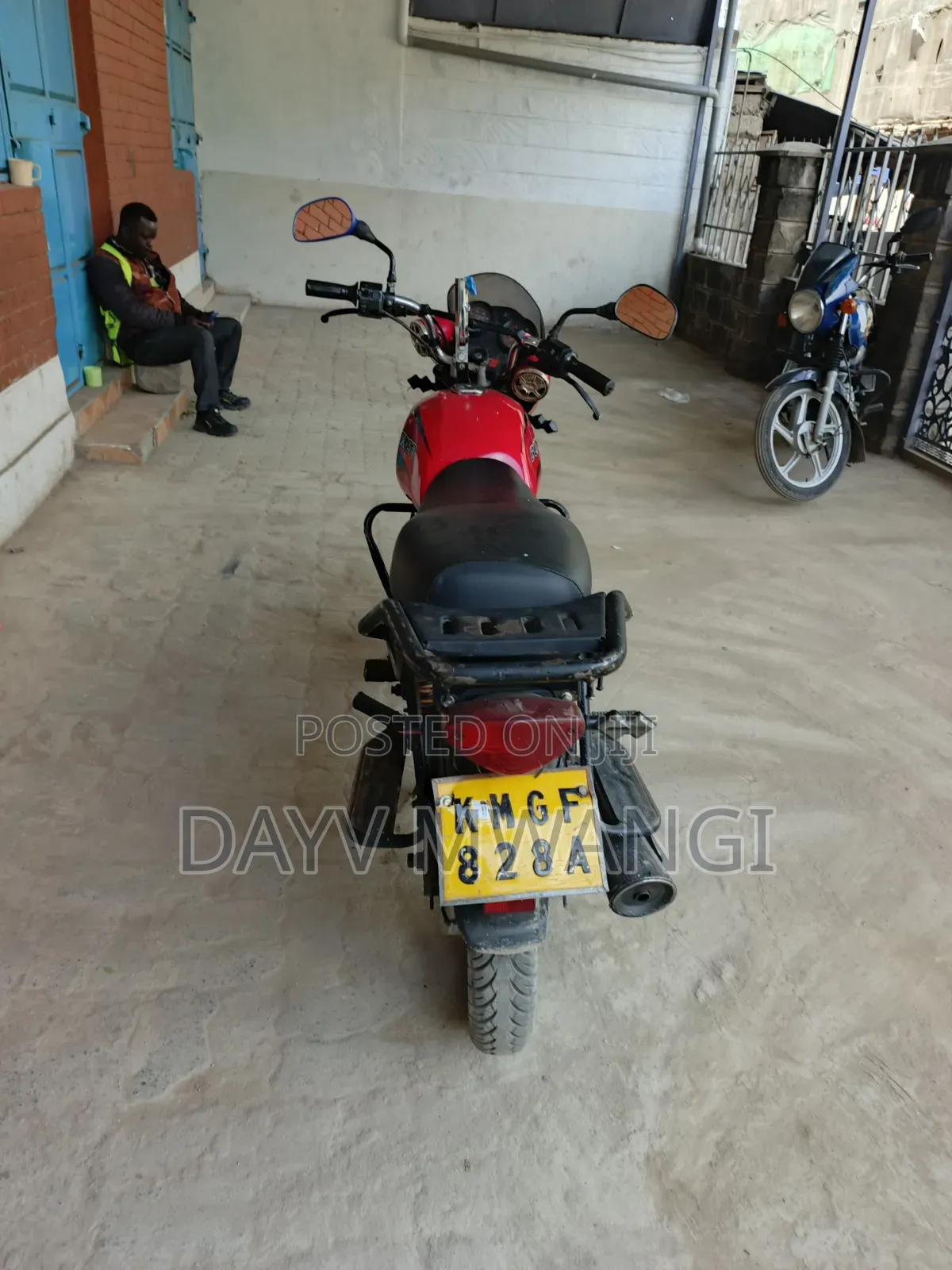 Bajaj Boxer 150 UG 2024 Red