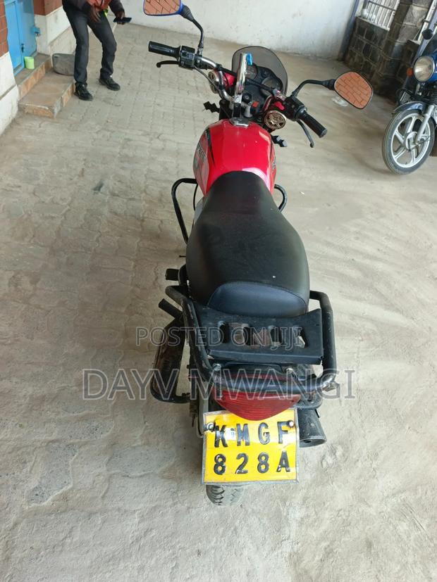 Bajaj Boxer 150 UG 2024 Red - thumbnail 7