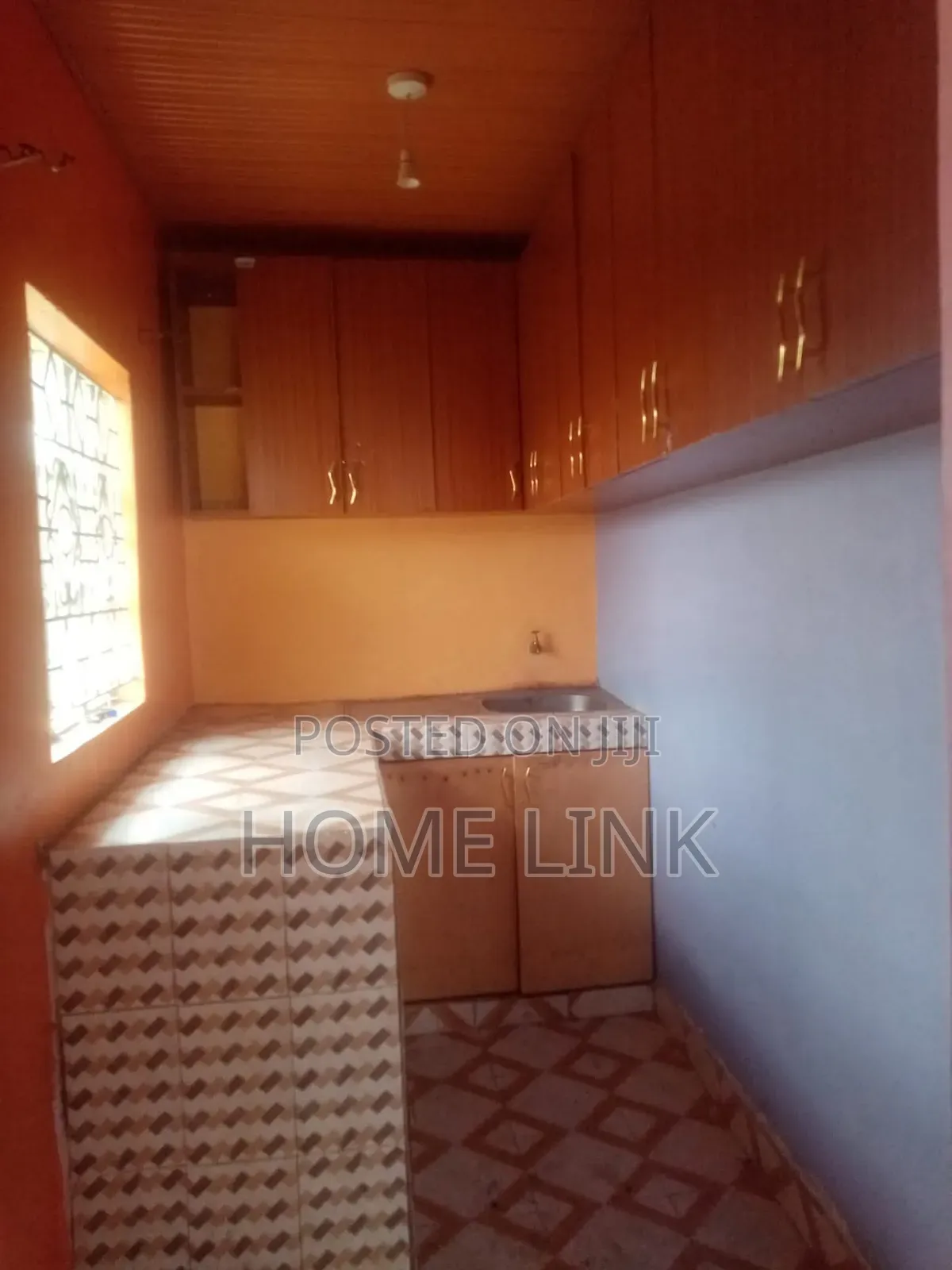 3bdrm Bungalow in Ruai, Kamakis for rent