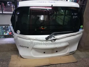 Nissan Note E12 Boot