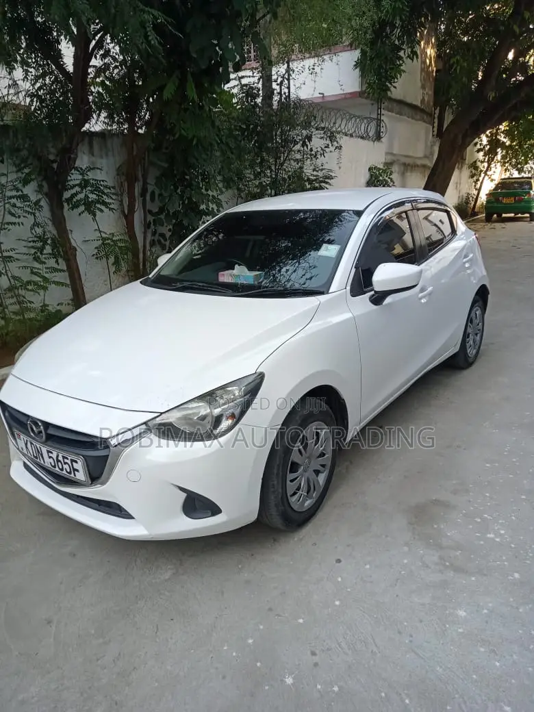 Mazda Demio 2016 White