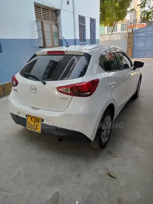 Mazda Demio 2016 White
