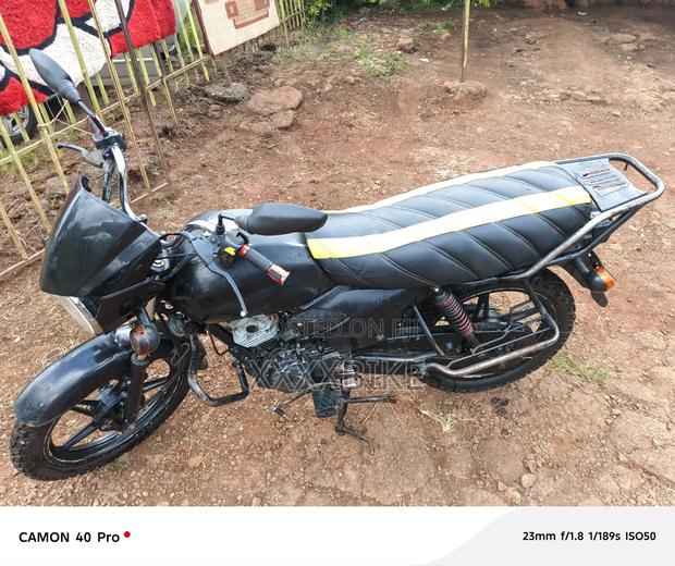 TVS HLX Plus ES 2021 Black - thumbnail 3