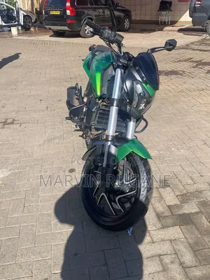 Bajaj Dominar 400 2022 Green