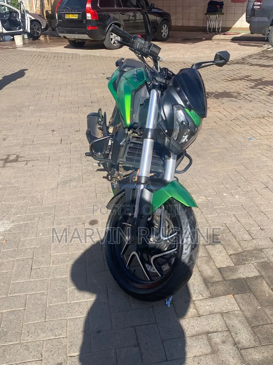 Bajaj Dominar 400 2022 Green
