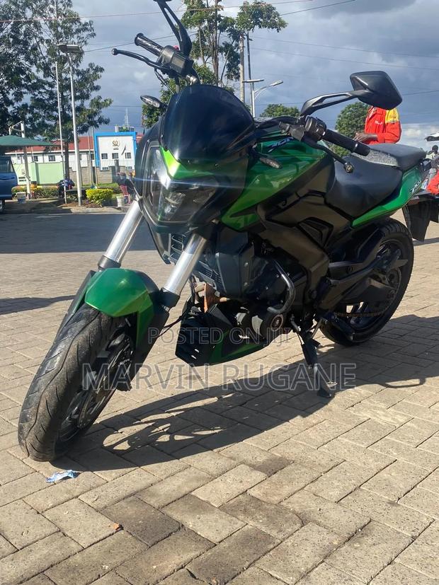 Bajaj Dominar 400 2022 Green - thumbnail 4