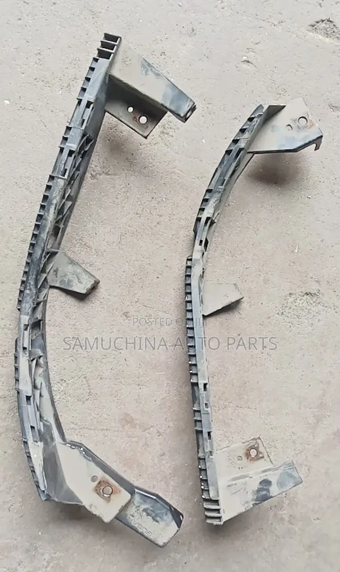 Headlight Bracket Subaru Impreza Gh7