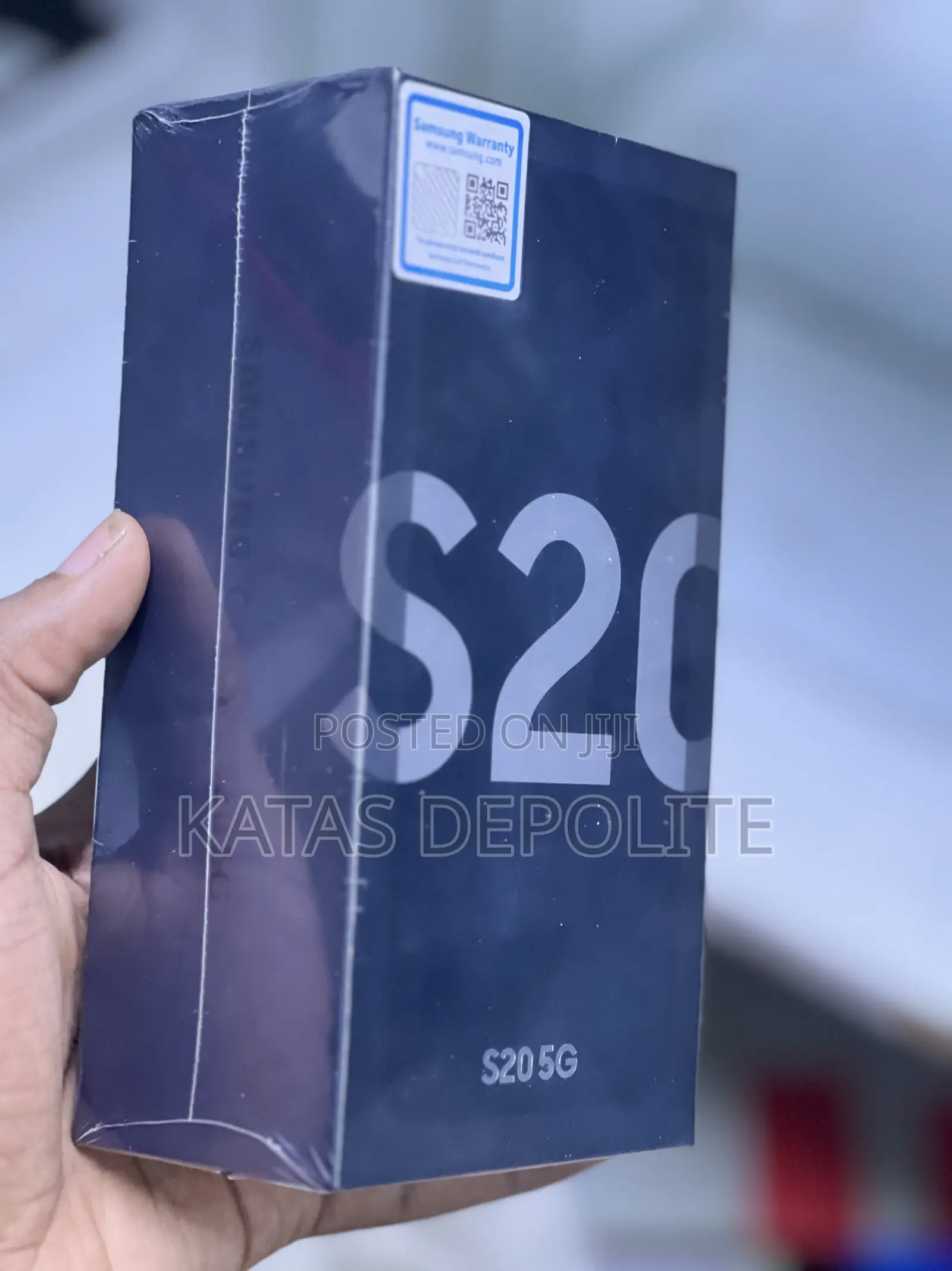 New Samsung Galaxy S20 128 GB Gray