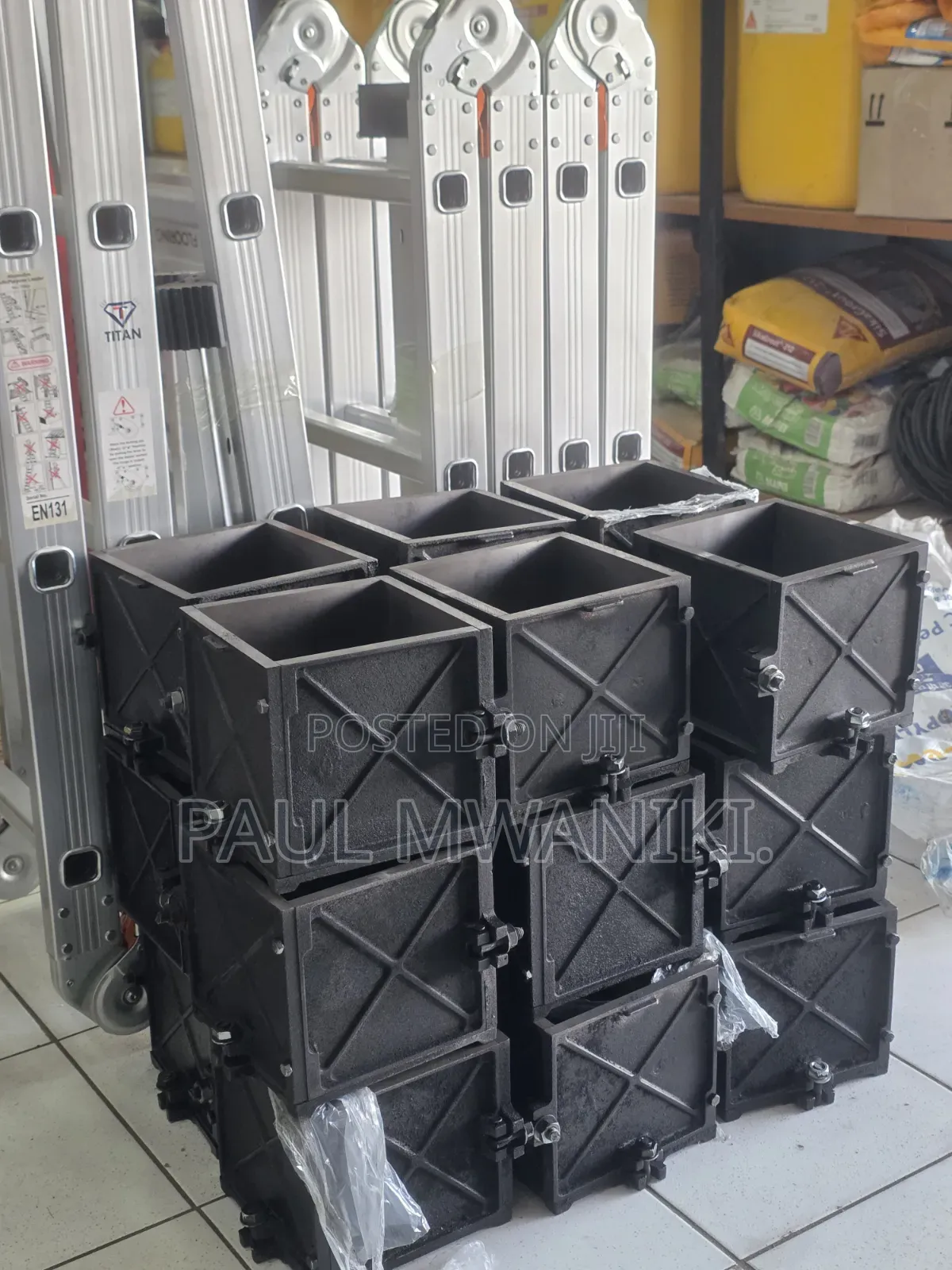 Heavy Duty Cube Moulds Available