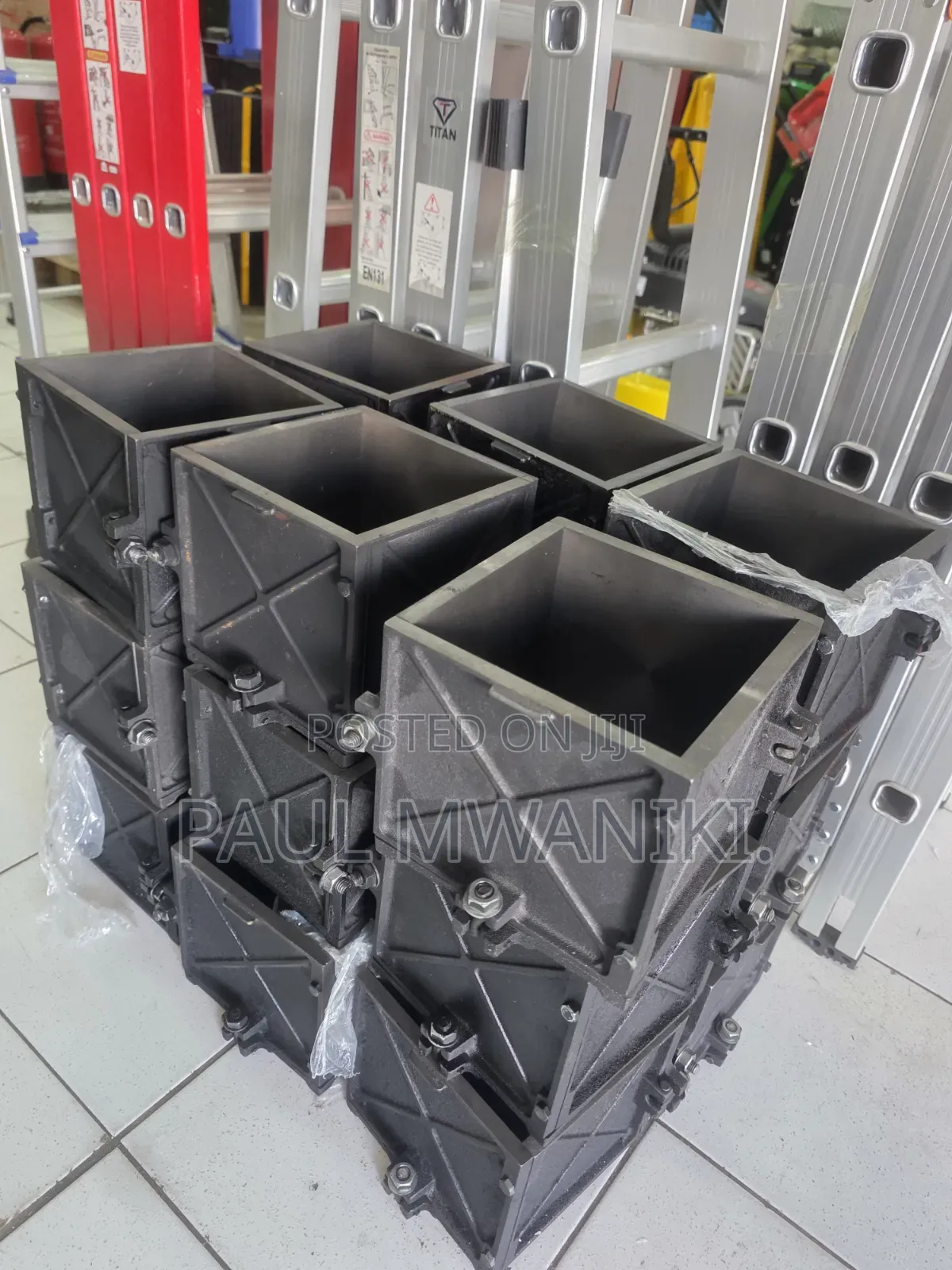 Heavy Duty Cube Moulds Available