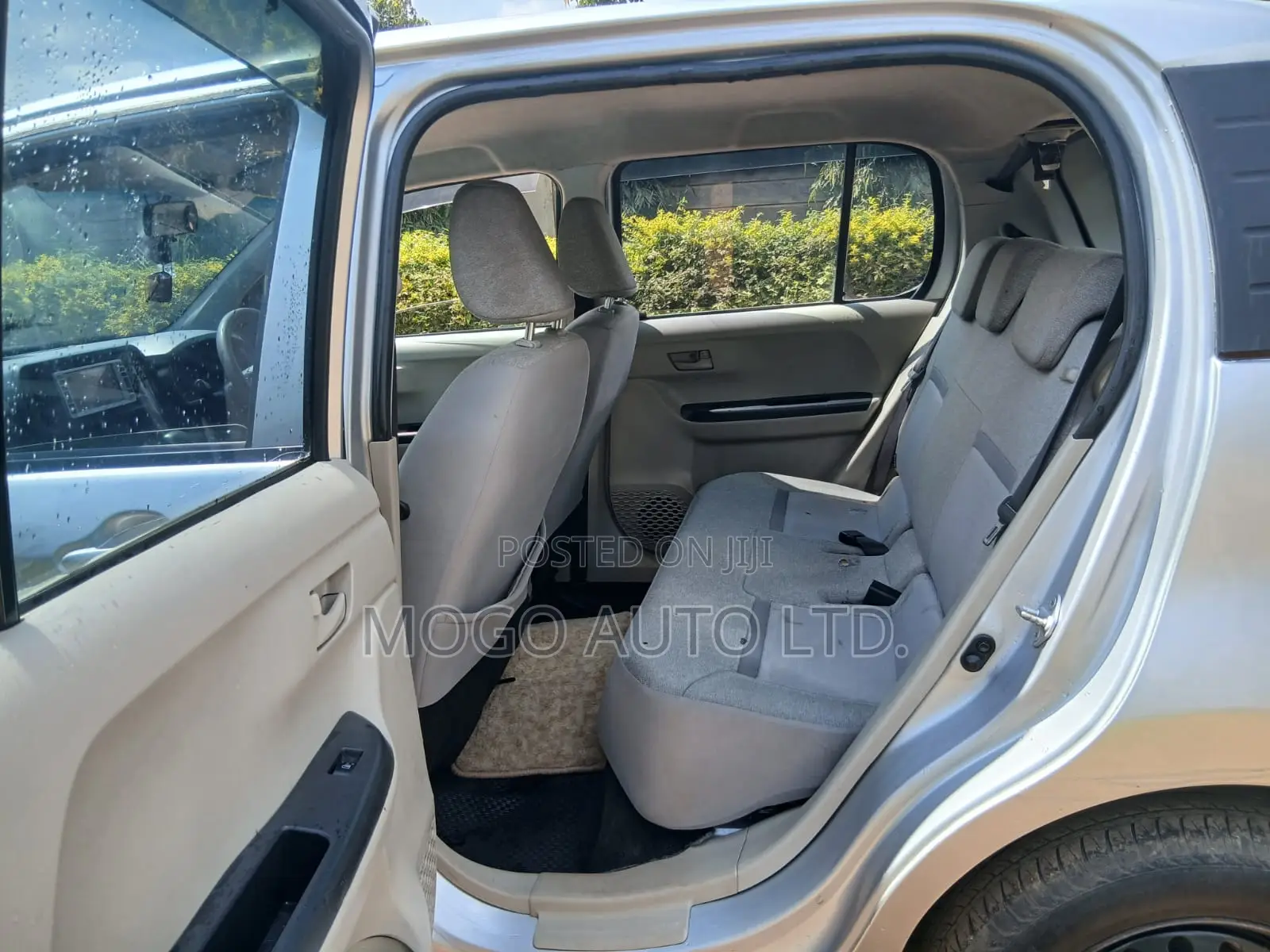 Daihatsu Boon 2017 Silver
