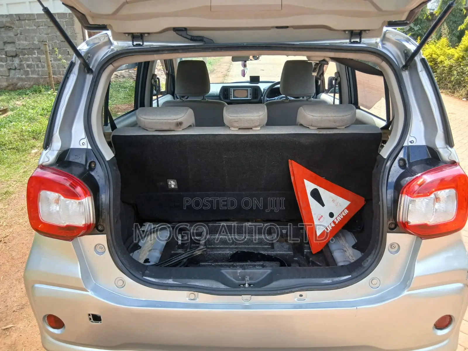 Daihatsu Boon 2017 Silver