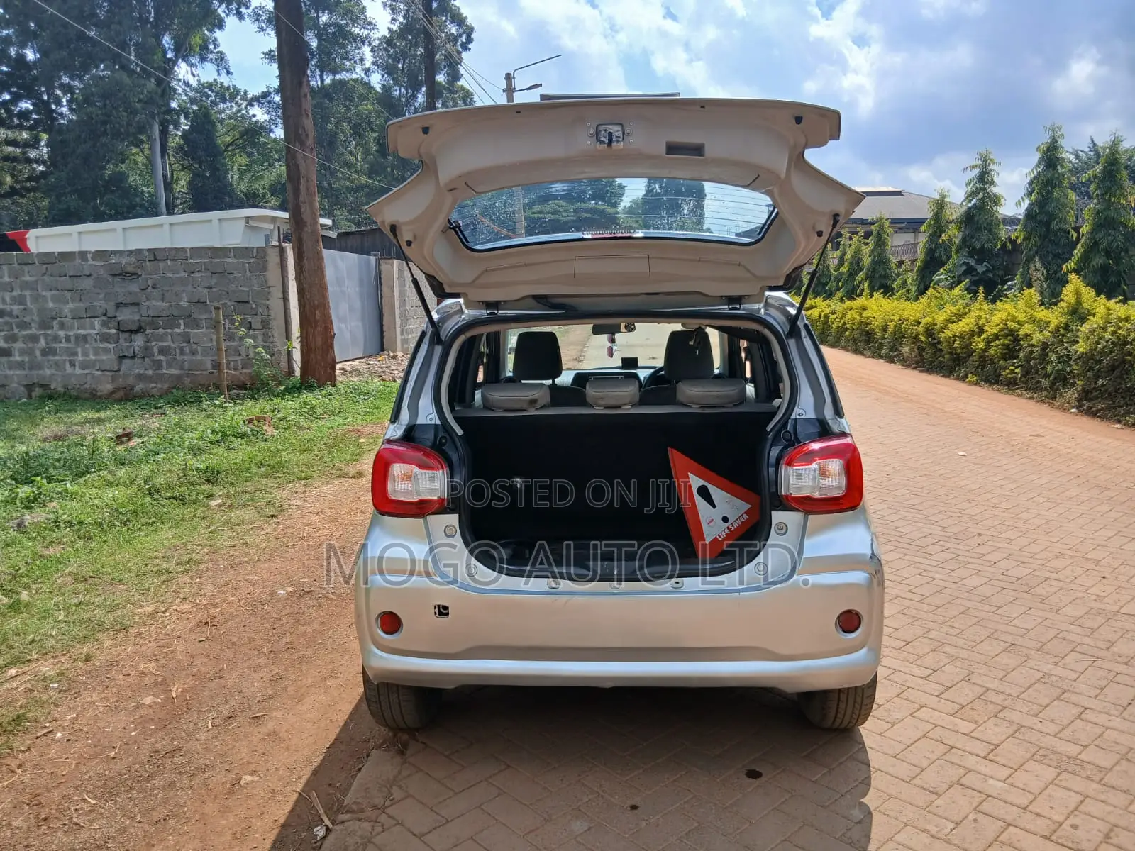 Daihatsu Boon 2017 Silver
