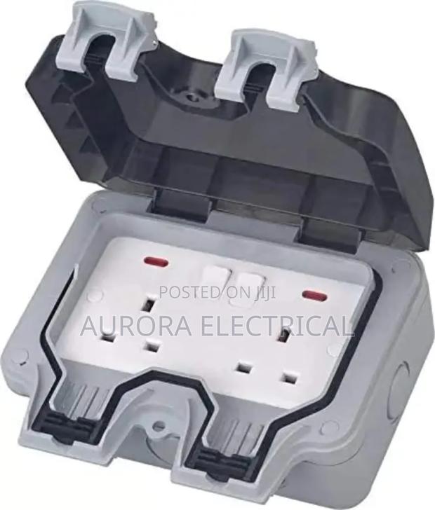 Twin Socket Waterproof - thumbnail 2