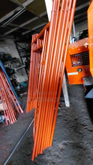 Best Quality Scaffolding Materials 2.1metre Length.