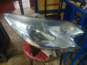 Headlight Nisssn Note 2012 - 2017
