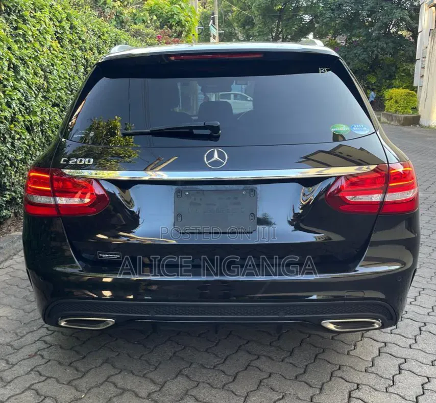 Mercedes-Benz C200 2017 Black