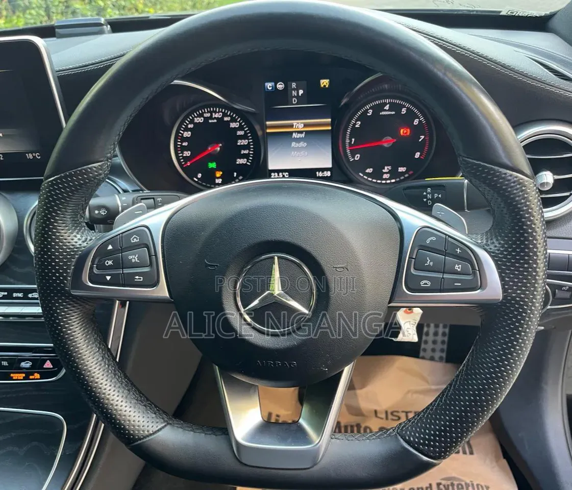 Mercedes-Benz C200 2017 Black