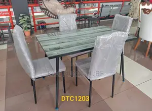 Dining Set : Modern 4-Seater Dining Set